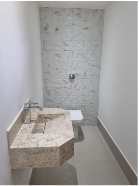 Imagens do imóveis Elegância e Conforto em Cada Detalhe – Casa Completa em Terreno de 241m