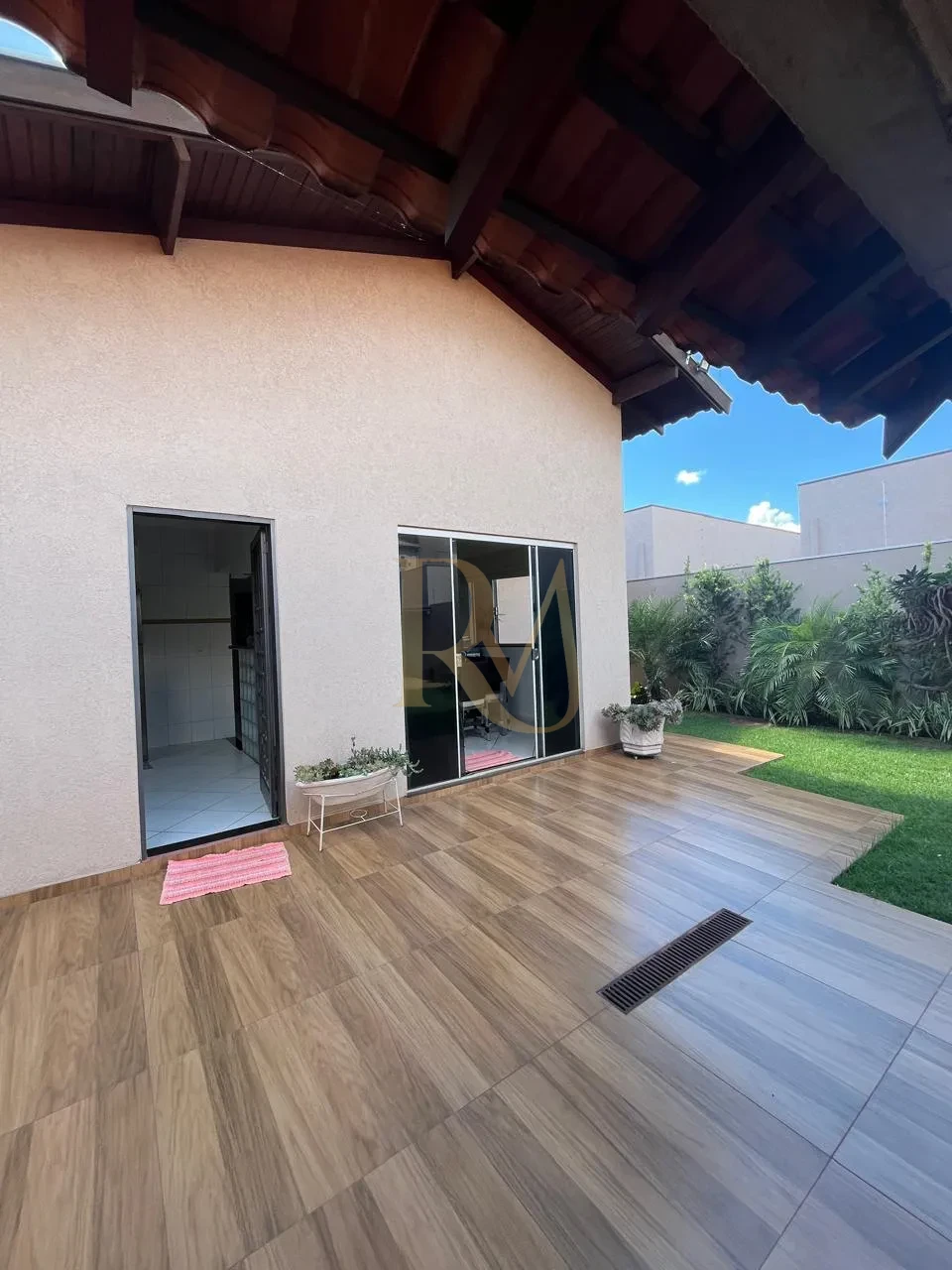 Imagens do imóveis Imovel a venda muito espacoso em media 480m2 de area