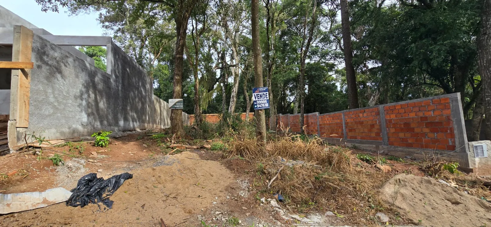 Imagens do imóveis TERRENO NO BOSQUE LUCAS ARAUJO