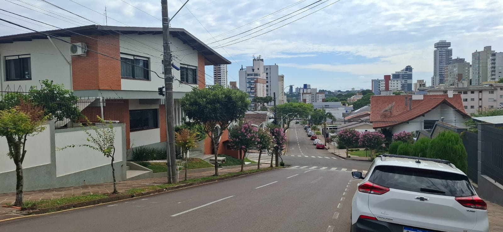 Imagens do imóveis CASA 6 DORMITÓRIOS BAIRRO VERGUEIRO