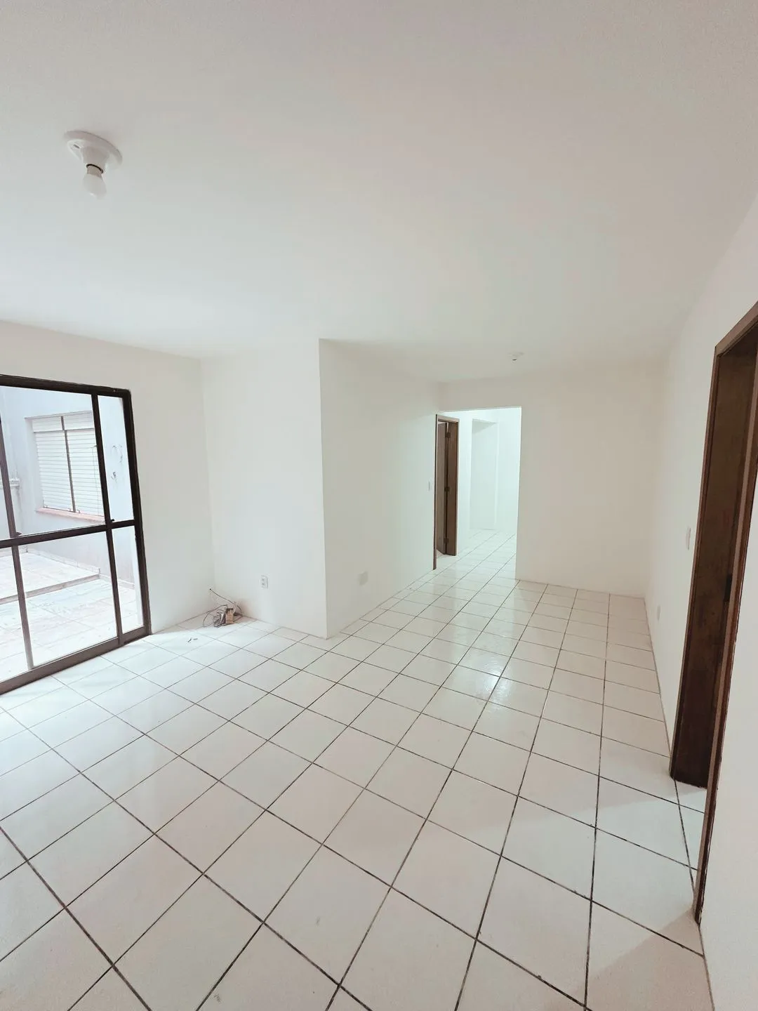 Imagens do imóveis APARTAMENTO 2 DORMITORIOS CENTRO ED MEDIANEIRA