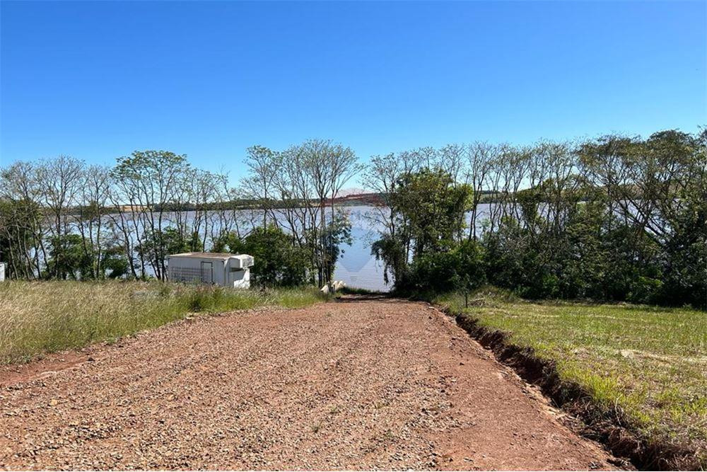 Imagens do imóveis TERRENO NICOLAU VERGUEIRO BEIRA AGUA