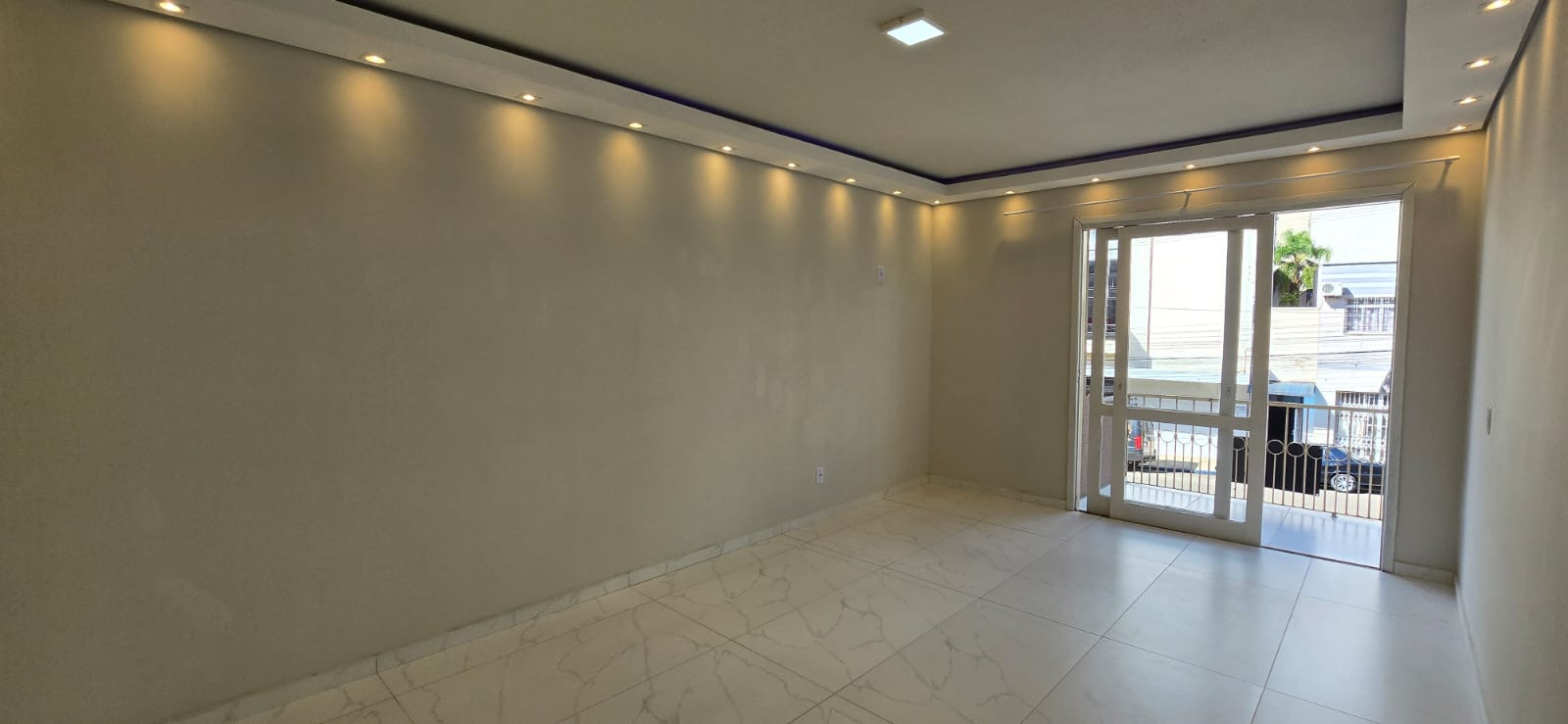 Imagens do imóveis ALUGUEL APARTAMENTO 4 DORMITÓRIOS CENTRO