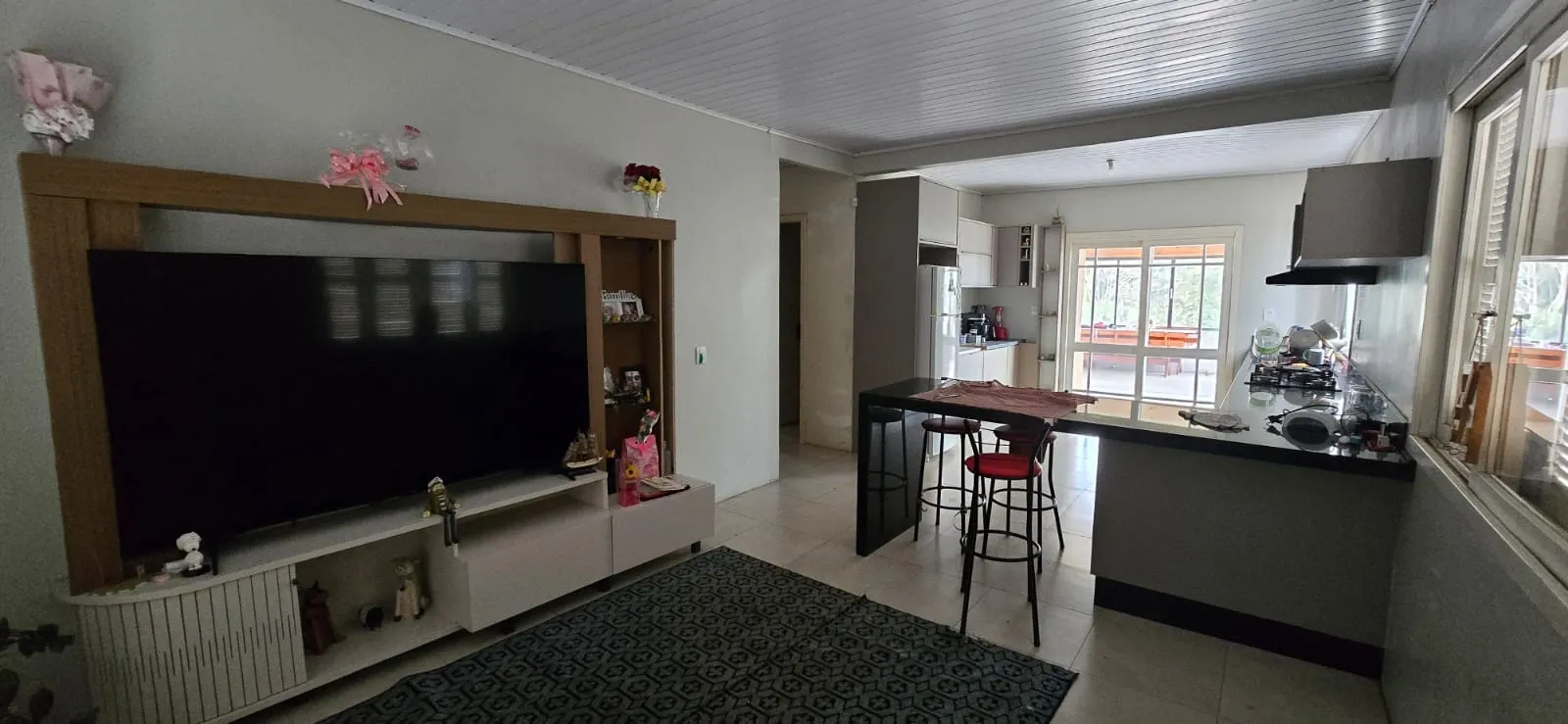 Imagens do imóveis PONTO COMERCIAL DE ESQUINA COM CASA 3 DORMITÓRIOS
