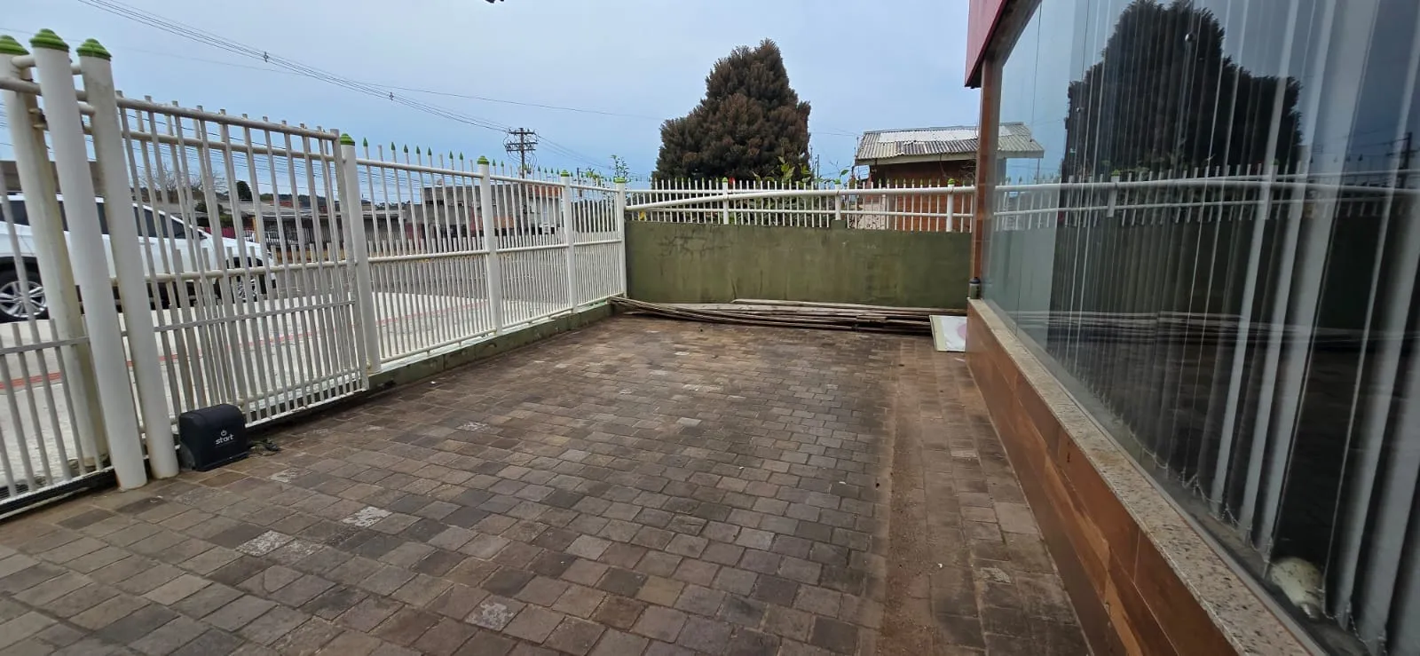 Imagens do imóveis PONTO COMERCIAL DE ESQUINA COM CASA 3 DORMITÓRIOS
