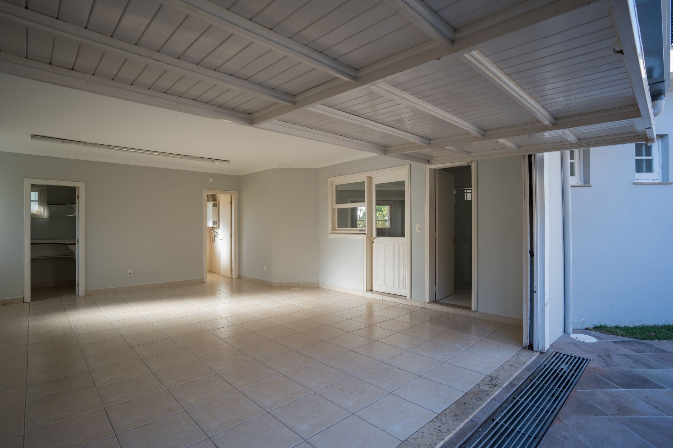 Imagens do imóveis CASA 4 DORMITÓRIOS VERGUEIRO