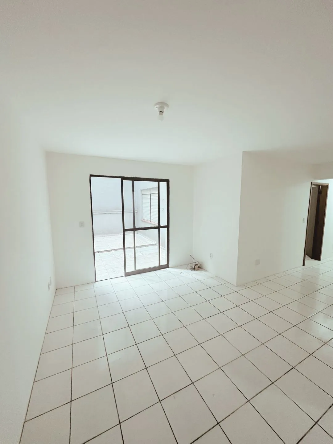 Imagens do imóveis APARTAMENTO 2 DORMITORIOS CENTRO ED MEDIANEIRA