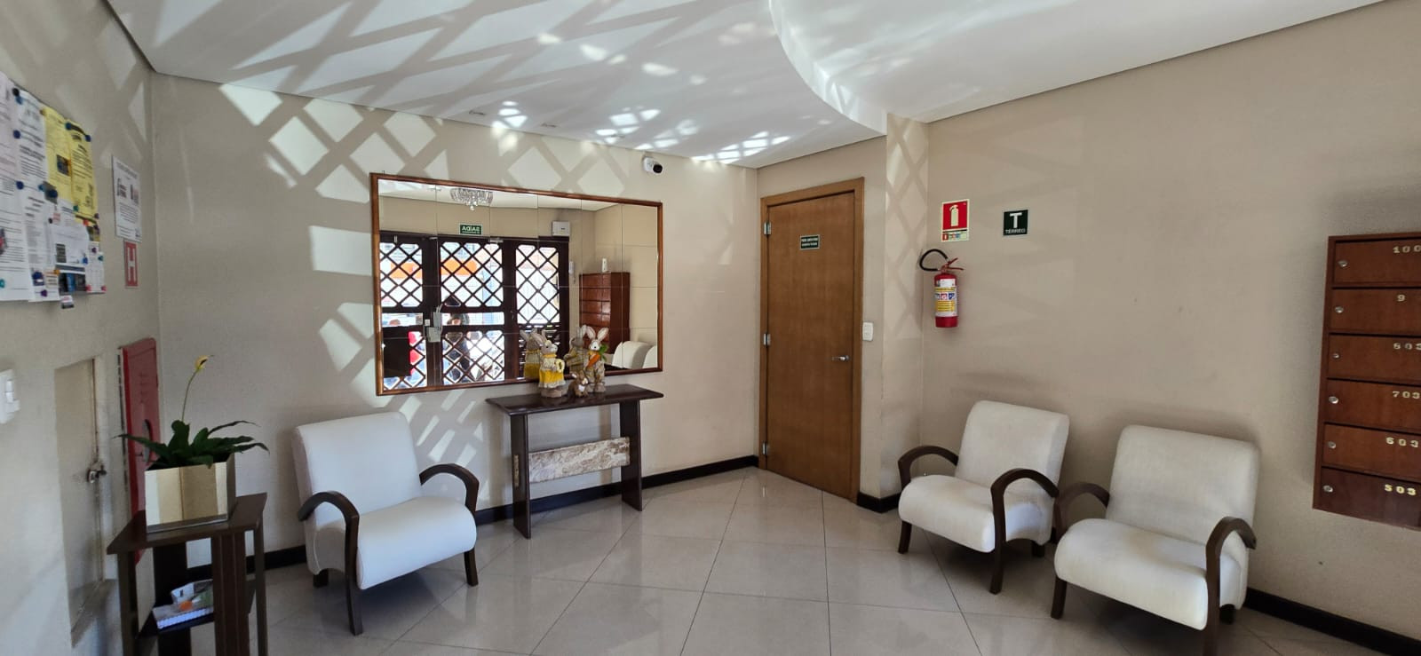 Imagens do imóveis APARTAMENTO 1 DORMITÓRIO CENTRO ED ANGELO PRETO