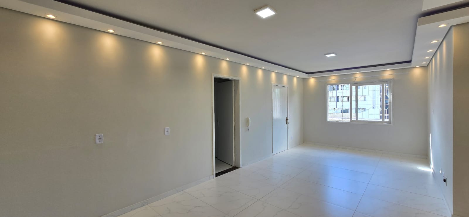 Imagens do imóveis ALUGUEL APARTAMENTO 4 DORMITÓRIOS CENTRO