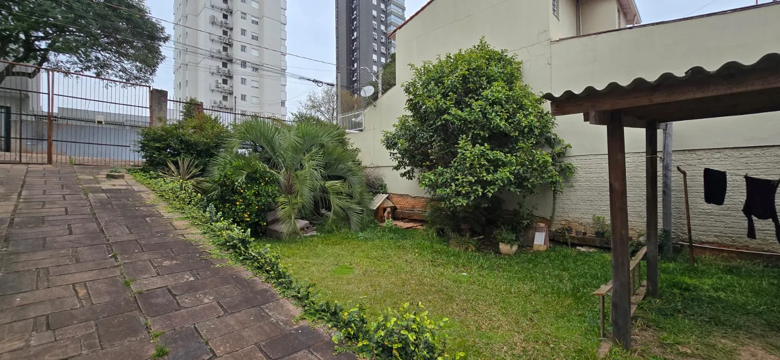 Imagens do imóveis CASA 2 DORMITÓRIOS BAIRRO PETROPOLIS
