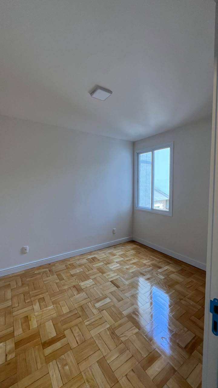 Imagens do imóveis APARTAMENTO 2 DORMITÓRIO ED AVENIDA CENTRO