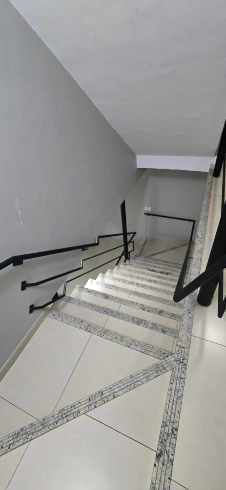 Imagens do imóveis Apartamento 2 Dormitórios CENTRO EDIFIO IBISA