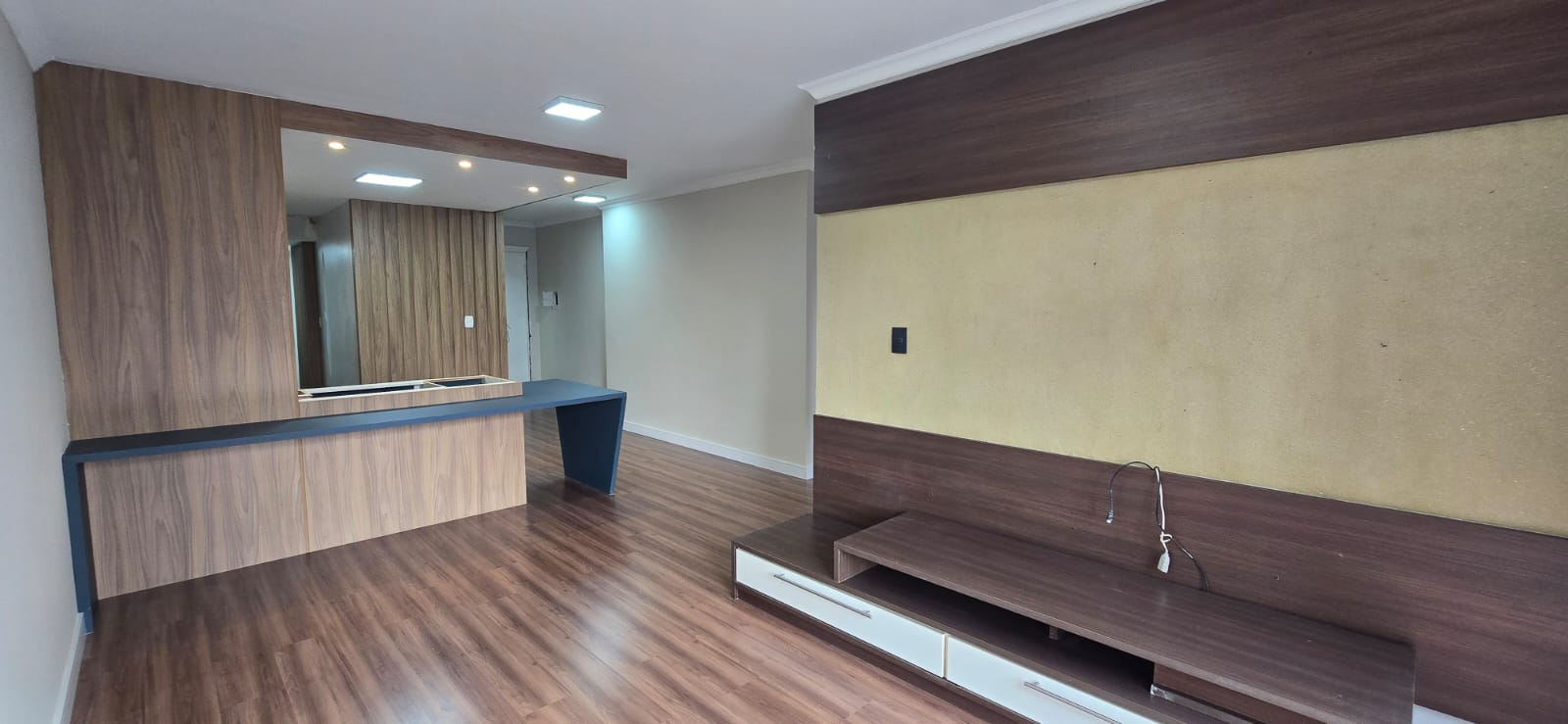 Imagens do imóveis Apartamento 2 Dormitórios CENTRO EDIFIO IBISA