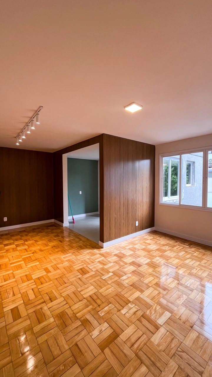 Imagens do imóveis APARTAMENTO 2 DORMITÓRIO ED AVENIDA CENTRO
