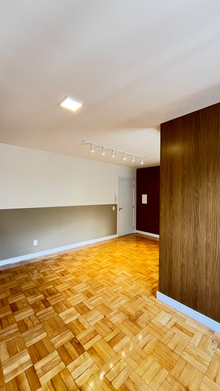 Imagens do imóveis APARTAMENTO 2 DORMITÓRIO ED AVENIDA CENTRO