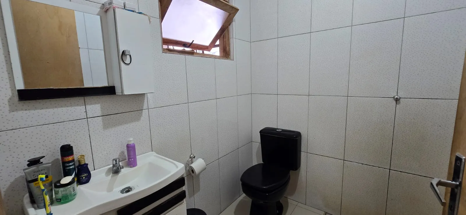 Imagens do imóveis CASA 2 DORMITÓRIOS BAIRRO PETROPOLIS