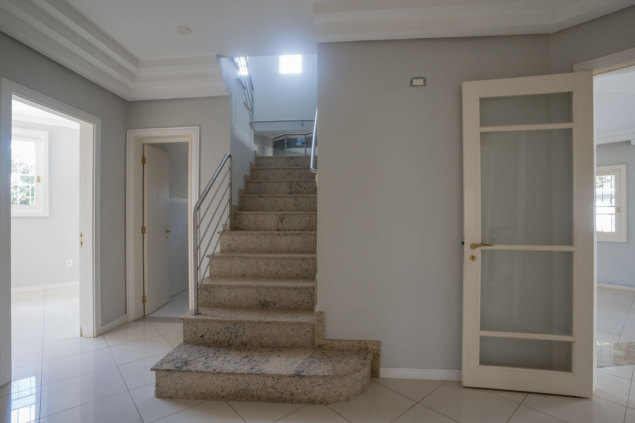 Imagens do imóveis CASA 4 DORMITÓRIOS VERGUEIRO