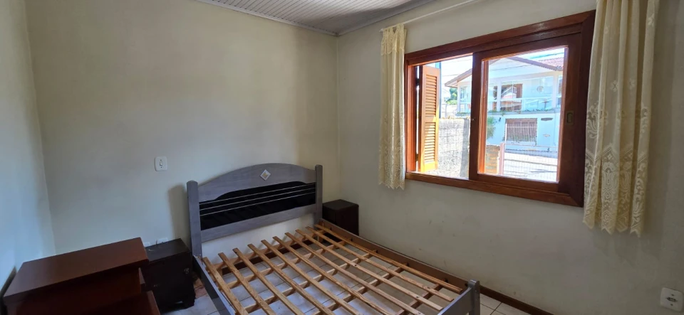 Imagens do imóveis CASA 2 DORMITÓRIOS PETRÓPOLIS