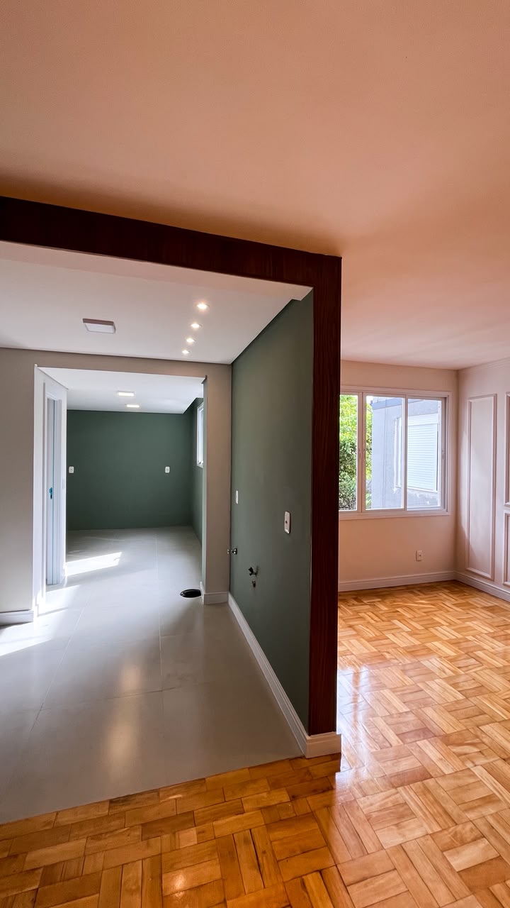 Imagens do imóveis APARTAMENTO 2 DORMITÓRIO ED AVENIDA CENTRO