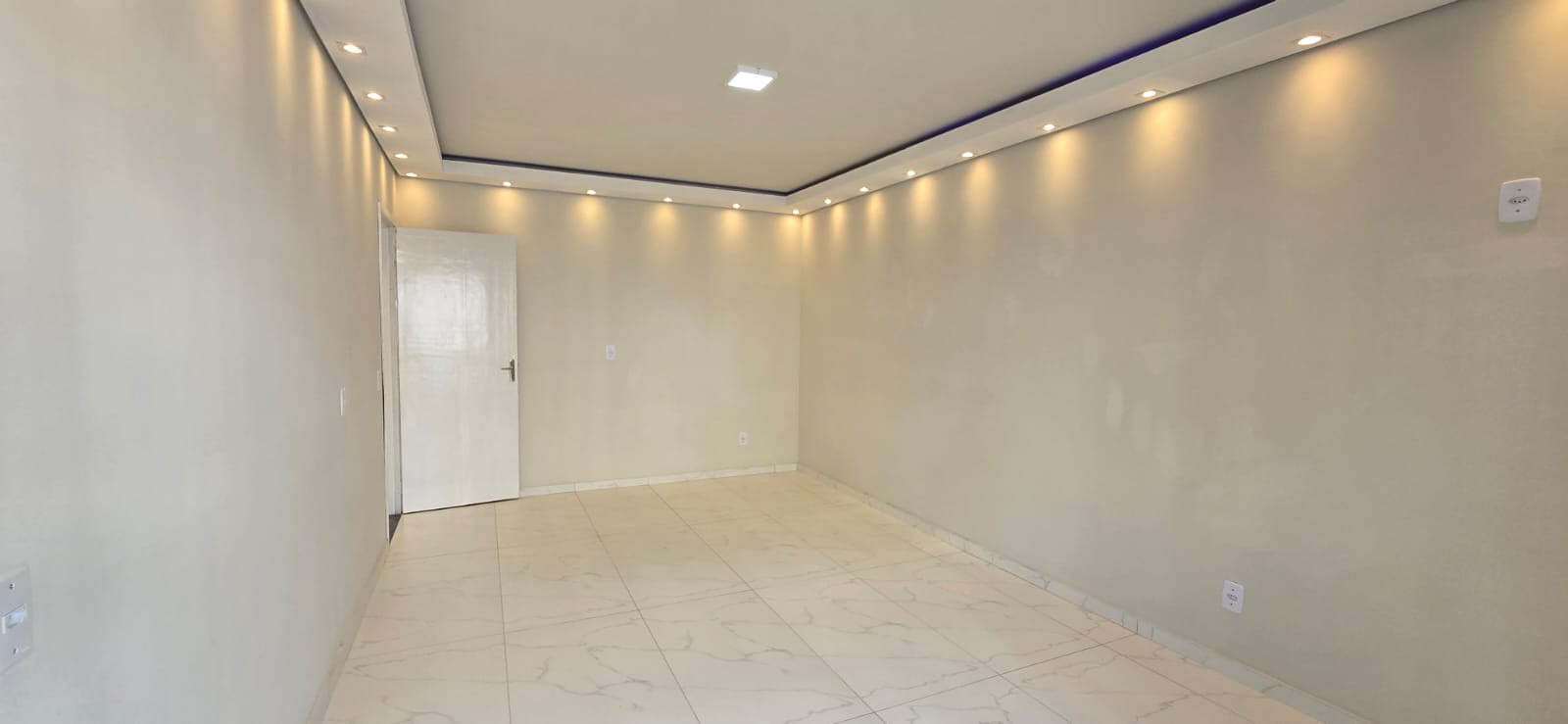 Imagens do imóveis ALUGUEL APARTAMENTO 4 DORMITÓRIOS CENTRO