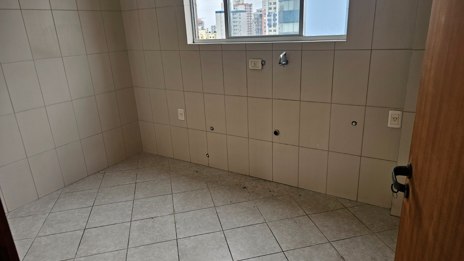 Imagens do imóveis APARTAMENTO 2 DORMITÓRIOS CENTRO ED PALAZZO TOSCANO