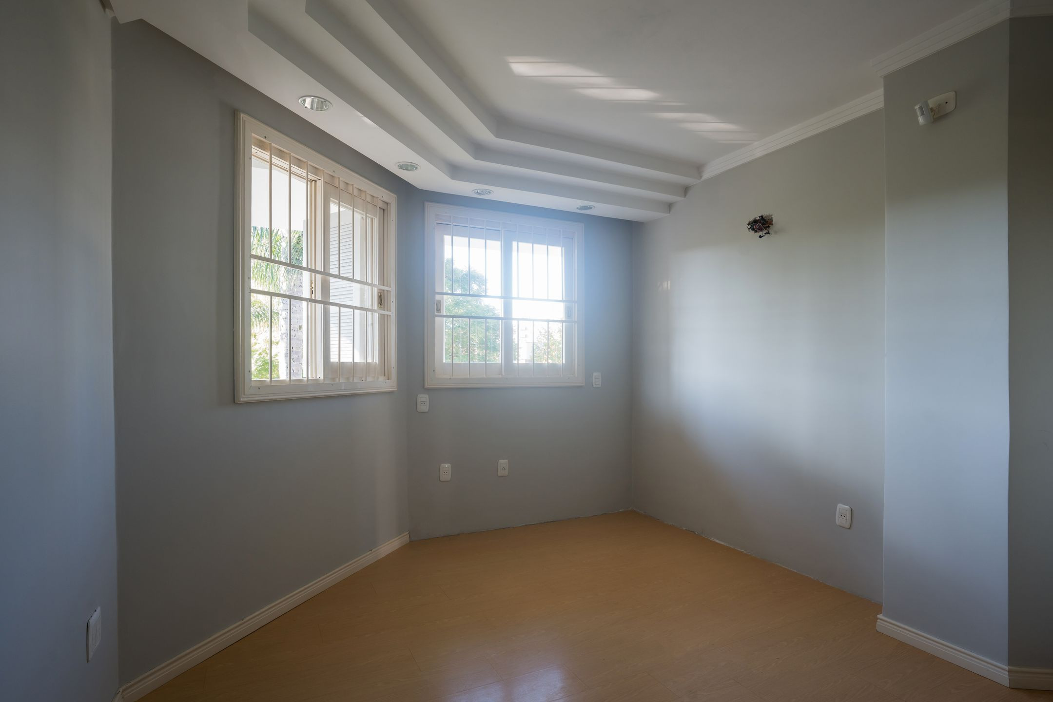 Imagens do imóveis CASA 4 DORMITÓRIOS VERGUEIRO