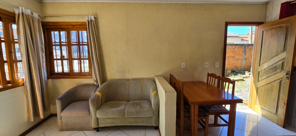 Imagens do imóveis CASA 2 DORMITÓRIOS PETRÓPOLIS