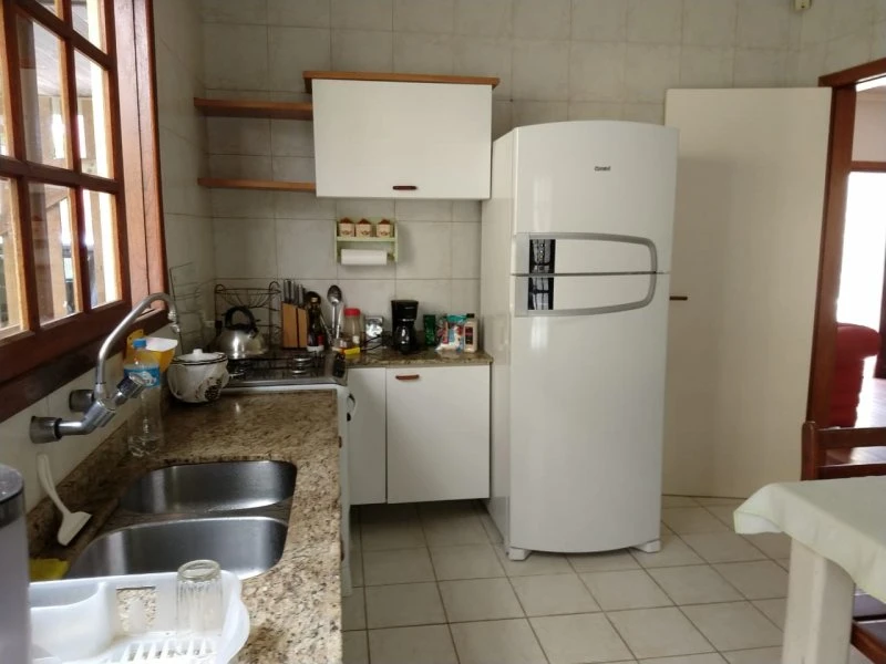 Excelente casa térrea próxima à RBS TV