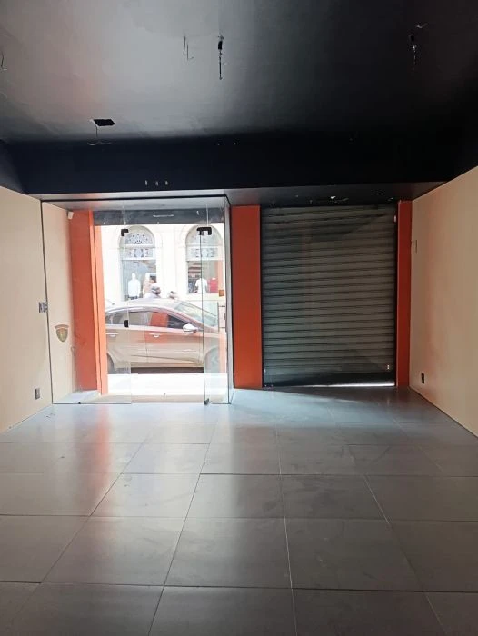 Imagens do imóveis Voluntários da Pátria quase esquina XV de Novembro