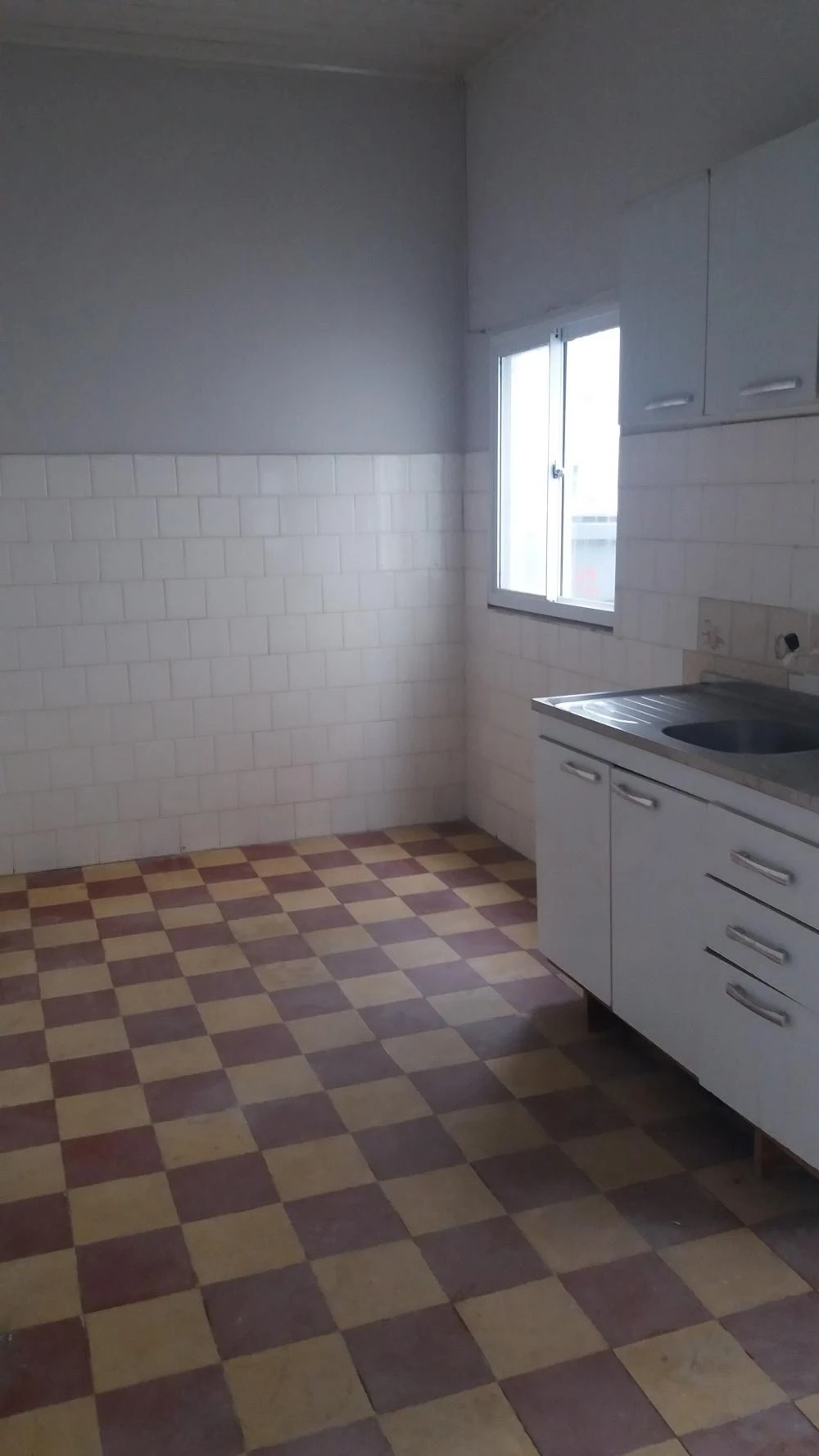 Imagens do imóveis Santa Tecla esquina Tiradentes