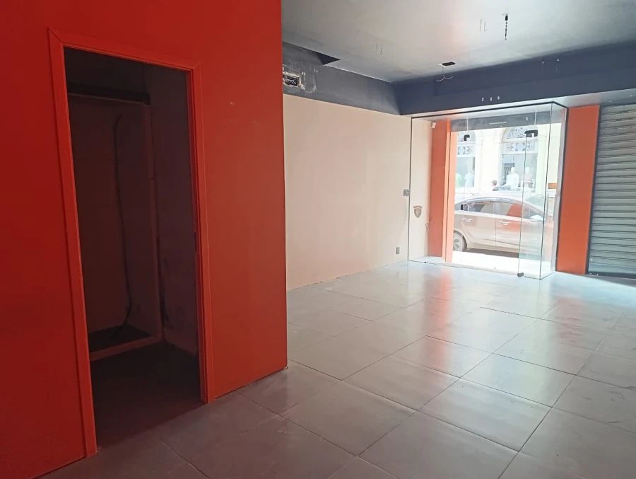 Imagens do imóveis Voluntários da Pátria quase esquina XV de Novembro