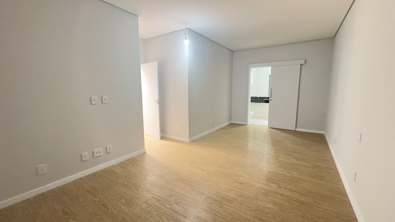 Imagens do imóveis Casa Em Condomínio Á Venda Engenho Velho Nova Odessa