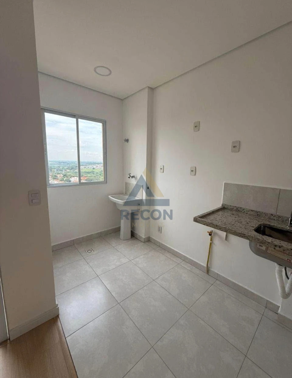 Imagens do imóveis RESIDENCIAL COLLINE