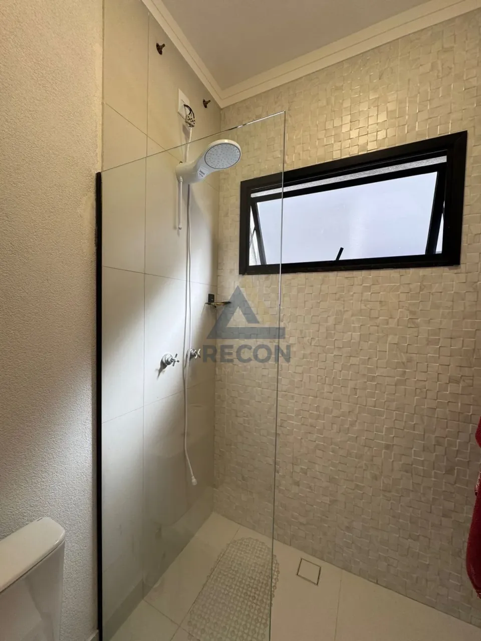 Imagens do imóveis CASA EM CONDOMINIO
