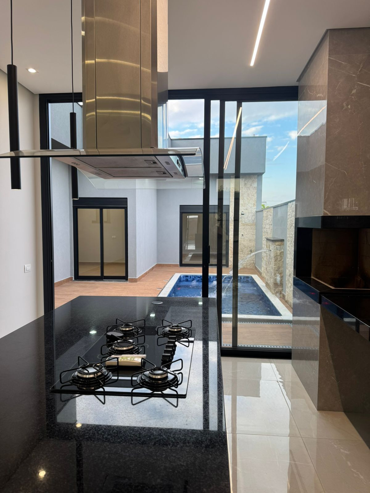 Imagens do imóveis Casa Em Condomínio Á Venda Jardim Recanto Das Águas Nova Odessa