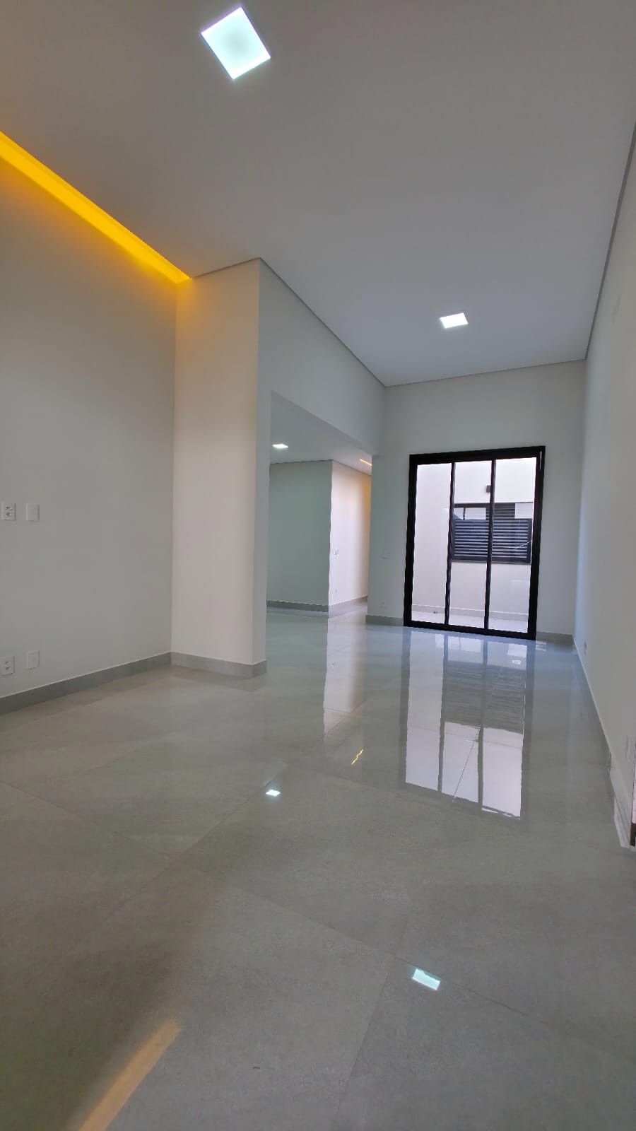 Imagens do imóveis Casa Á Venda Parque Universitário Americana