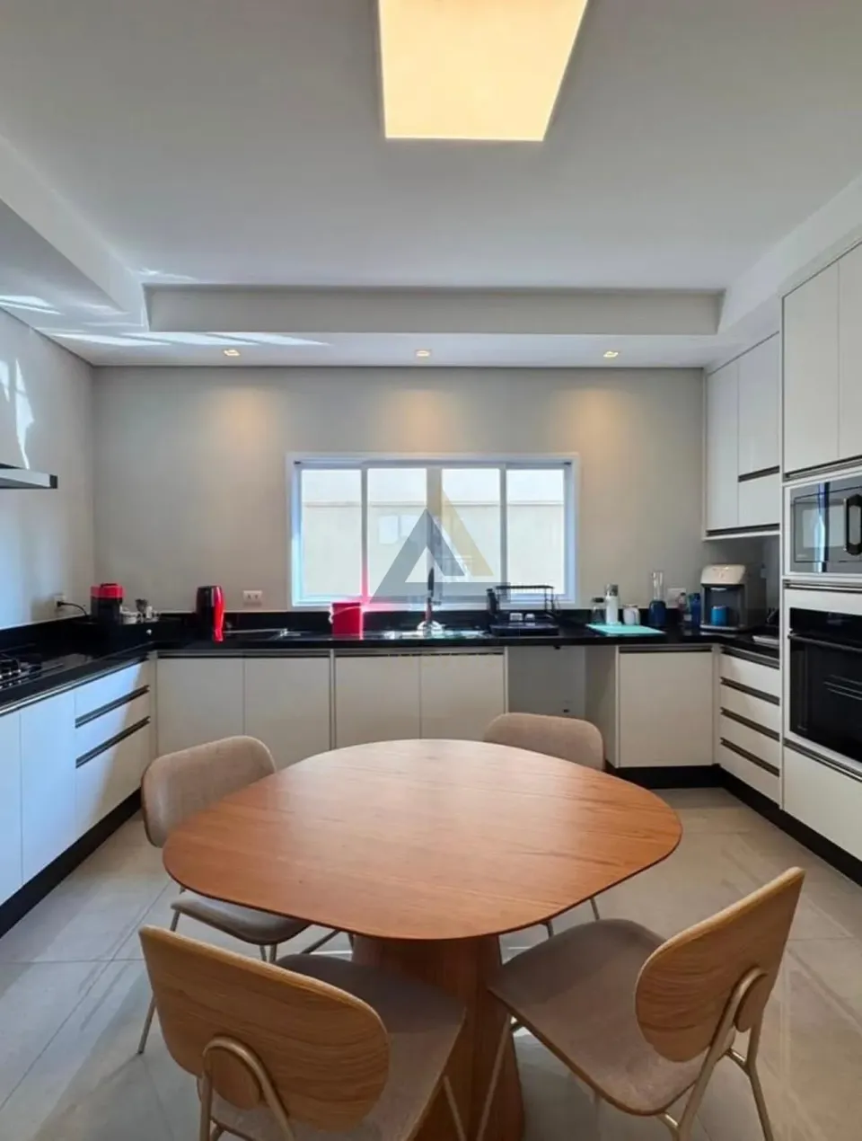 Imagens do imóveis CASA EM CONDOMINIO