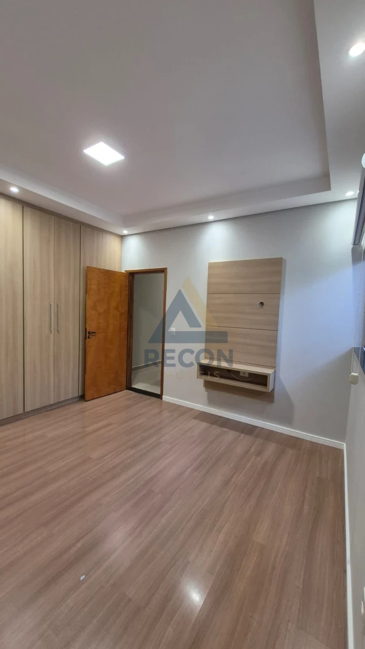 Imagens do imóveis Casa À Venda Parque Universitário Americana