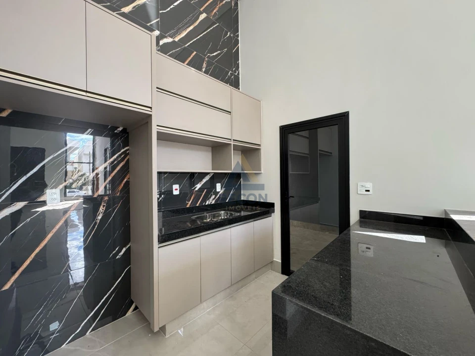 Imagens do imóveis Casa Em Condomínio À Venda Bairro Da Lagoa Americana