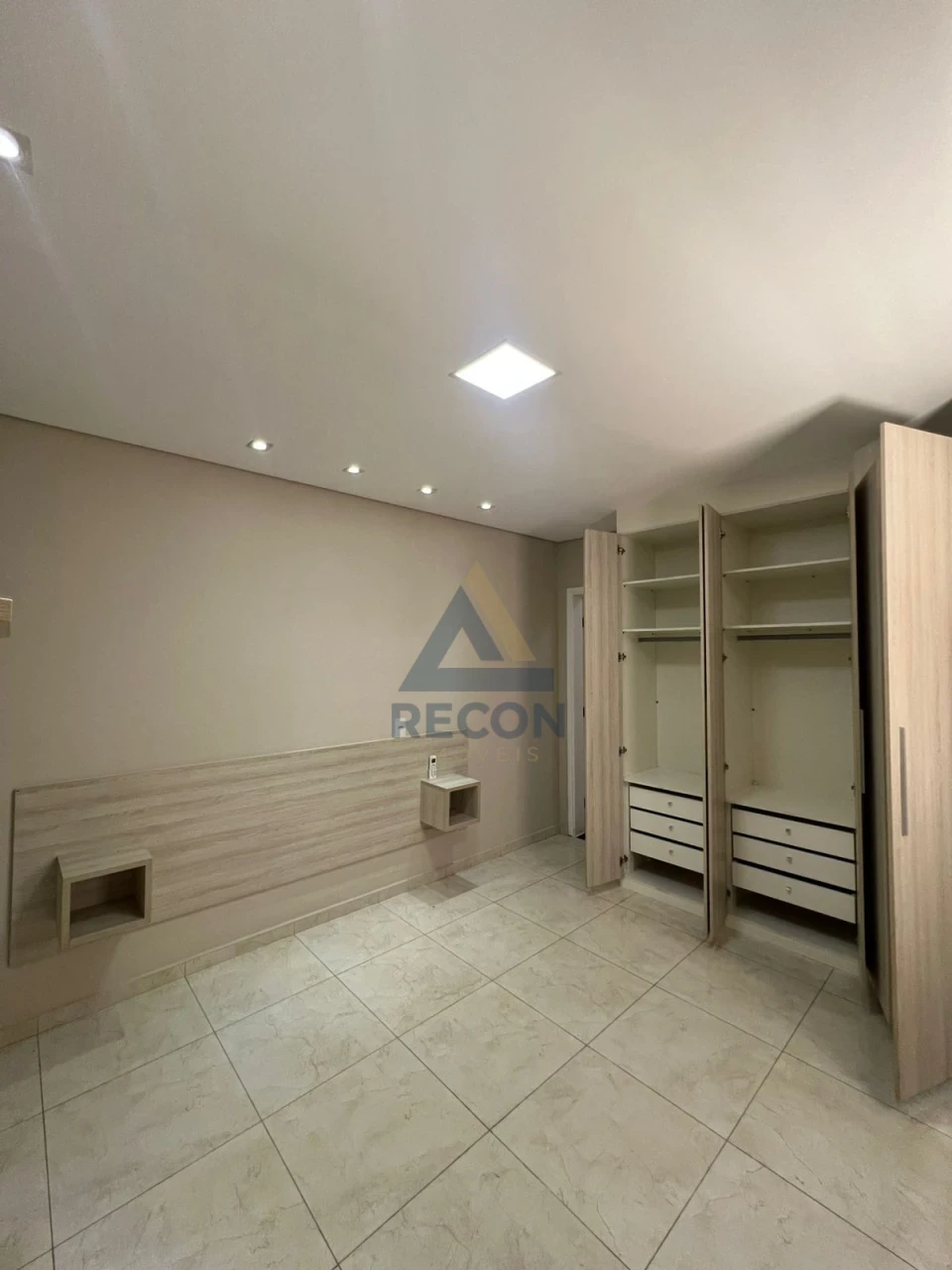 Imagens do imóveis Casa À Venda Jardim Lizandra Americana