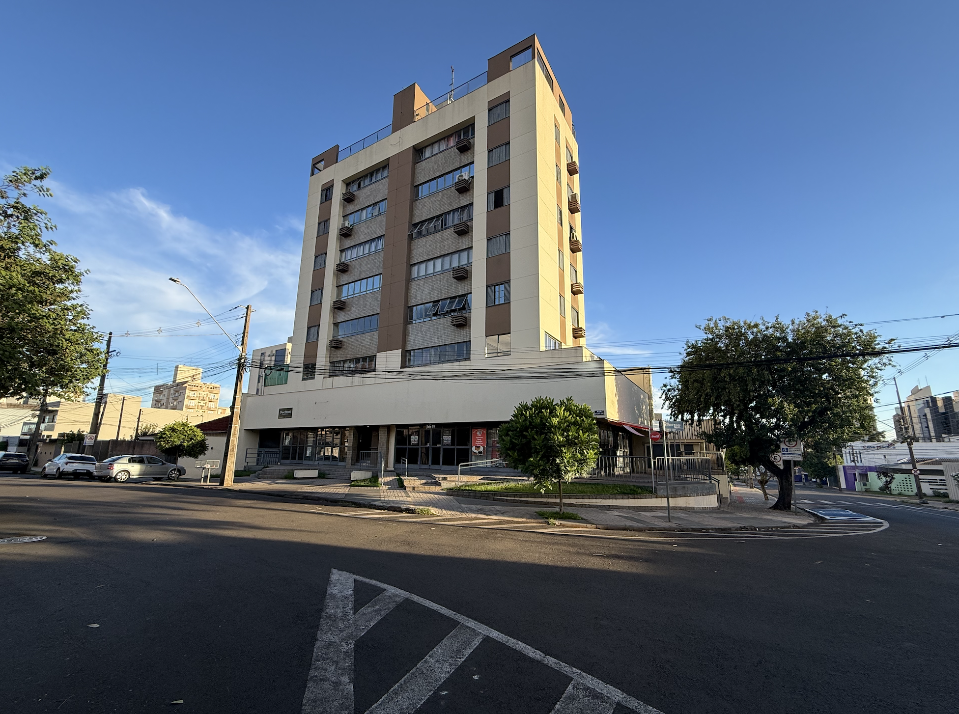 Imagens do imóveis Sala Comercial à Venda, Edifício Rembrandt, Centro, 62m², 1 vaga, Londrina/PR –Centro