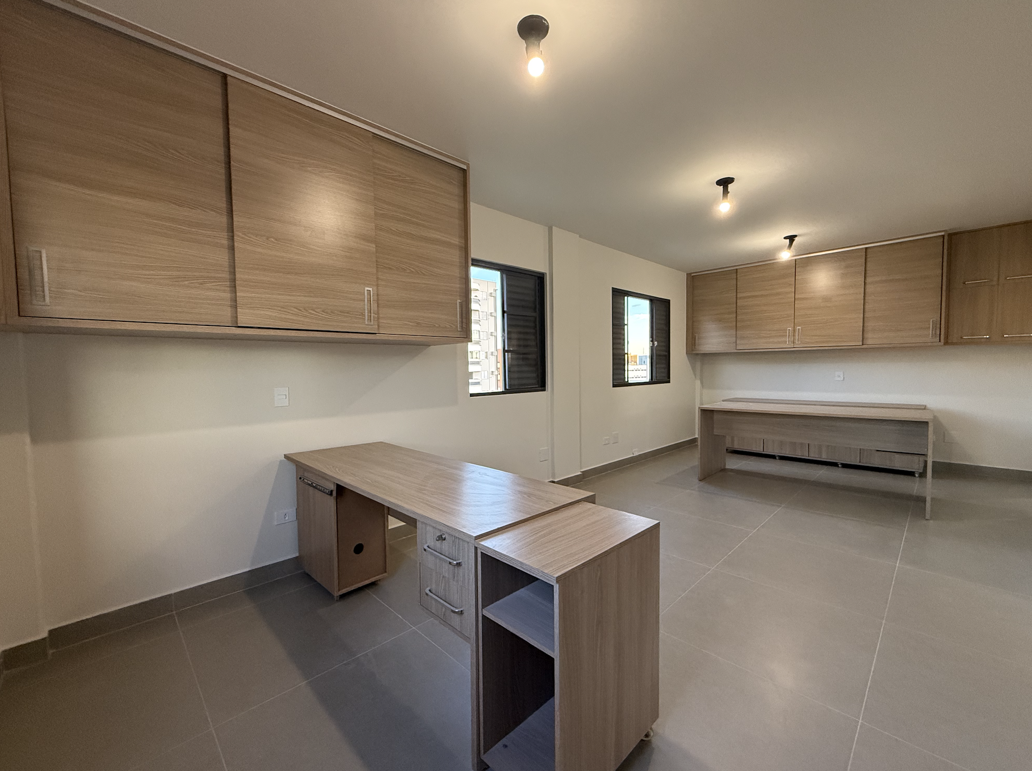 Imagens do imóveis Sala Comercial à Venda, Edifício Rembrandt, Centro, 62m², 1 vaga, Londrina/PR –Centro