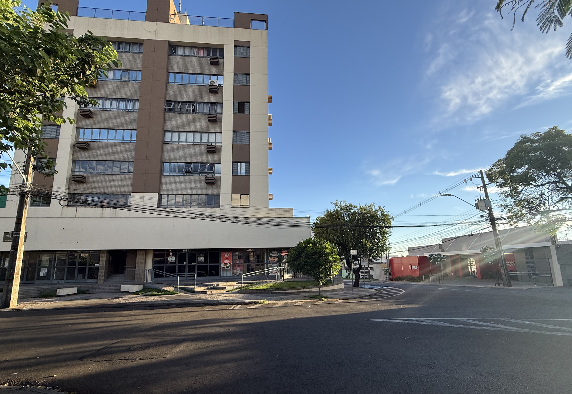 Imagens do imóveis Sala Comercial à Venda, Edifício Rembrandt, Centro, 62m², 1 vaga, Londrina/PR –Centro