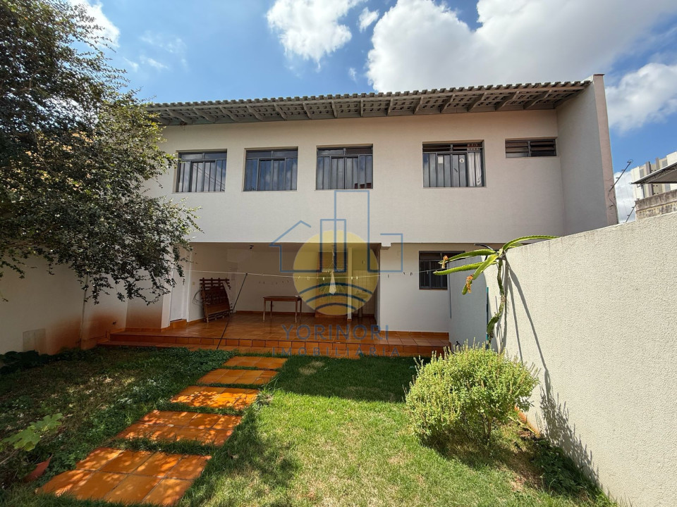 Imagens do imóveis Sobrado, Jardim Santo Antônio, 330m², 4 quartos, 1 suíte, 4 vagas, Londrina, Pr