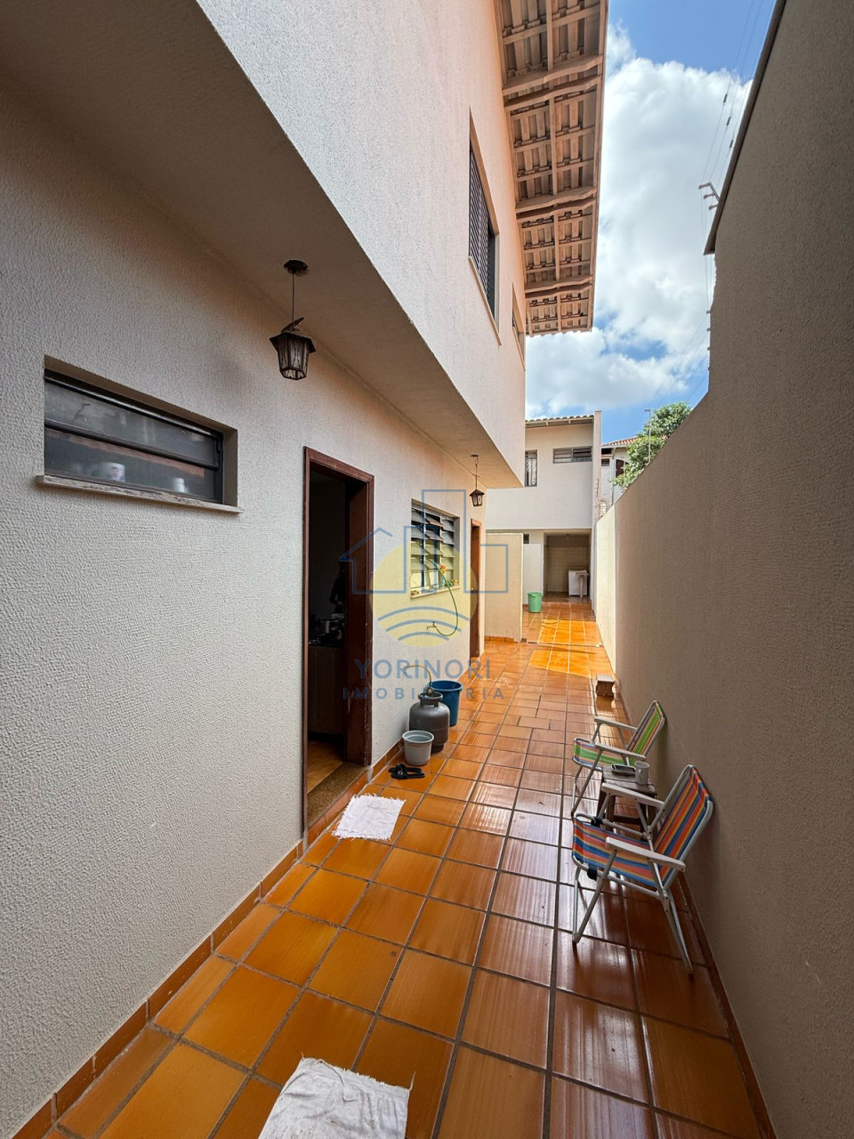 Imagens do imóveis Sobrado, Jardim Santo Antônio, 330m², 4 quartos, 1 suíte, 4 vagas, Londrina, Pr