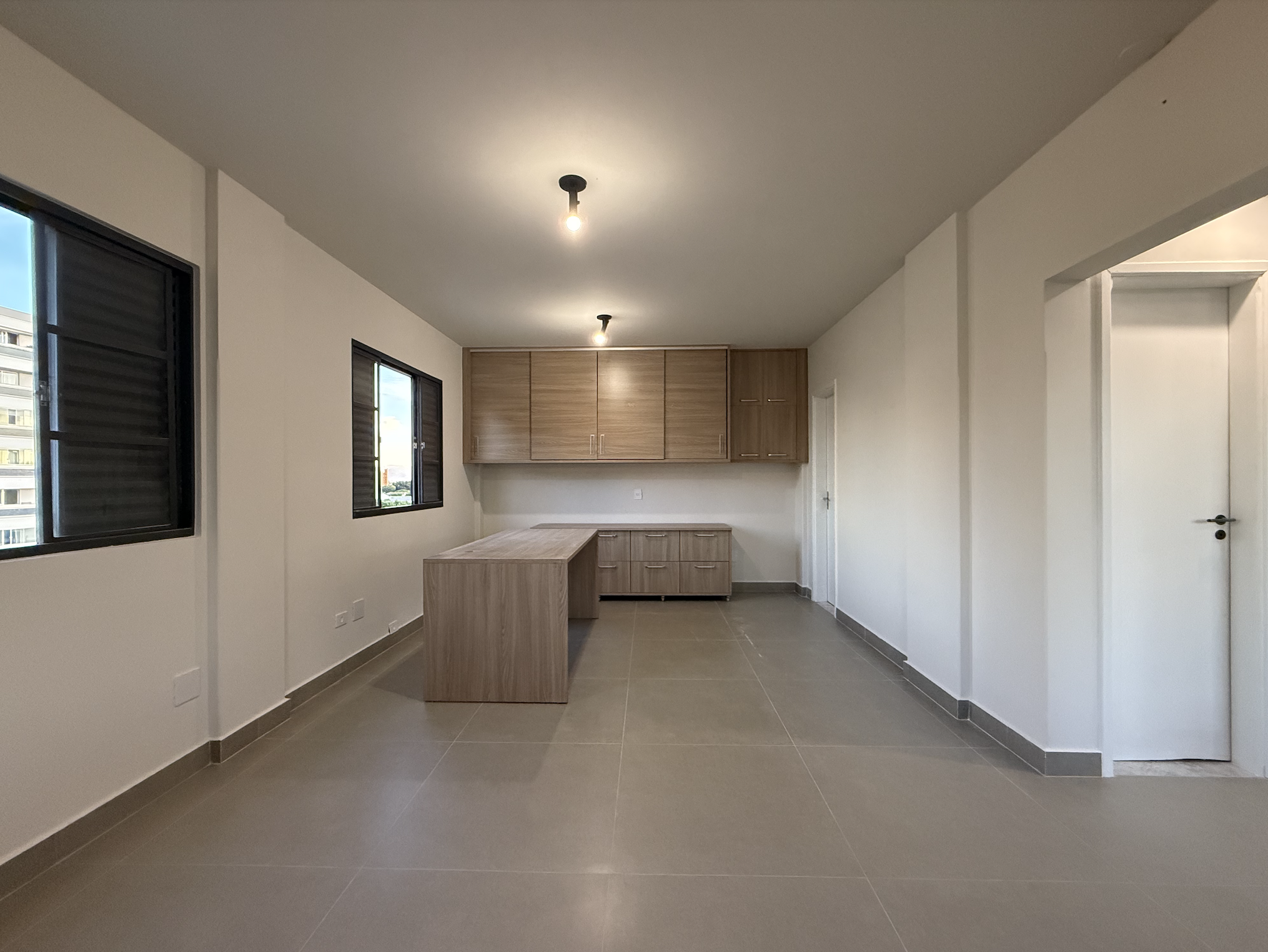 Imagens do imóveis Sala Comercial à Venda, Edifício Rembrandt, Centro, 62m², 1 vaga, Londrina/PR –Centro