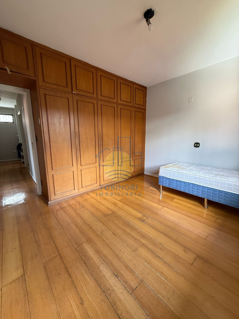 Imagens do imóveis Sobrado, Jardim Santo Antônio, 330m², 4 quartos, 1 suíte, 4 vagas, Londrina, Pr