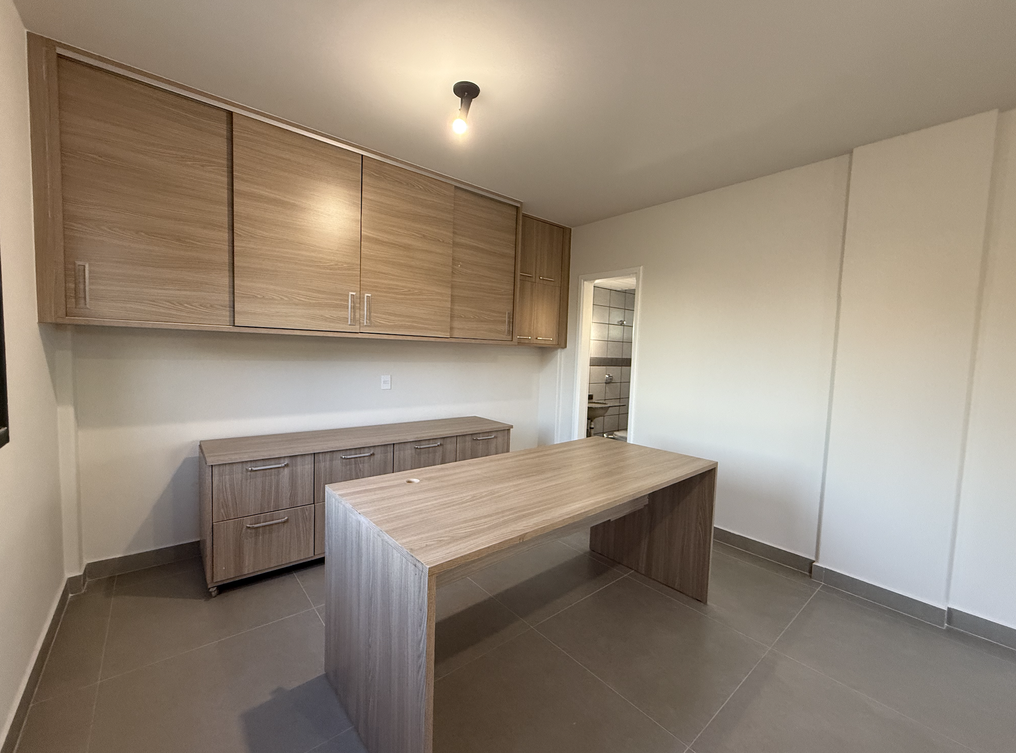 Imagens do imóveis Sala Comercial à Venda, Edifício Rembrandt, Centro, 62m², 1 vaga, Londrina/PR –Centro