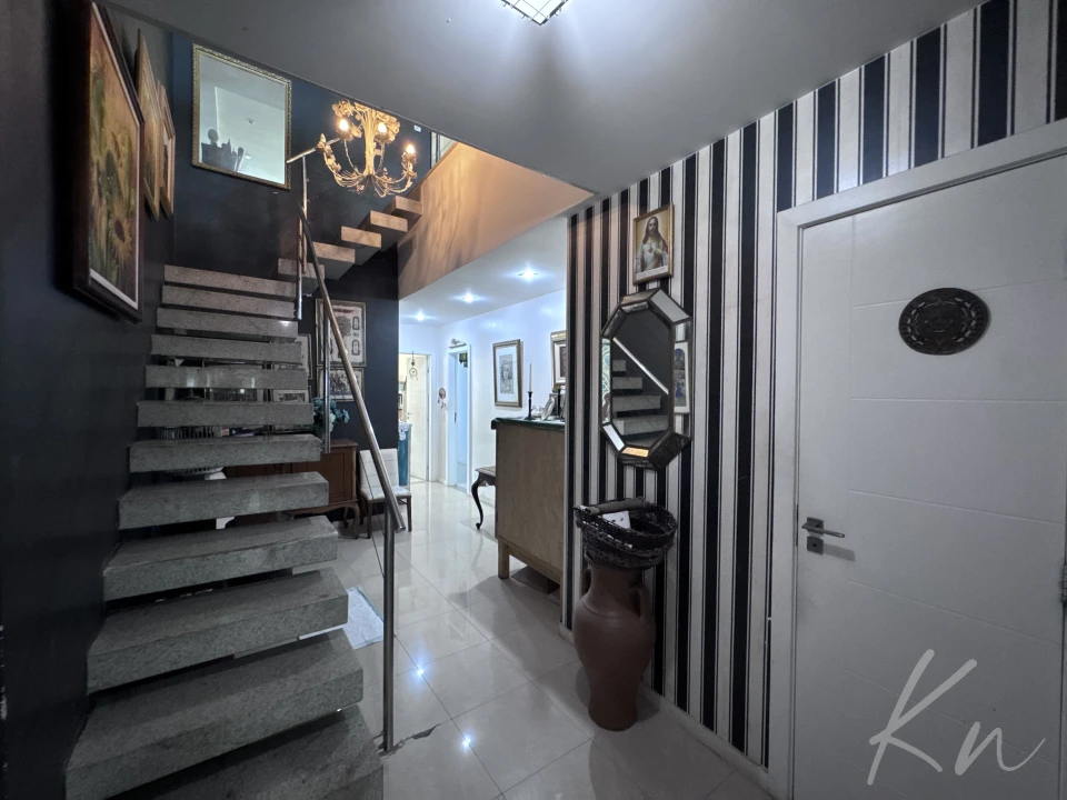Imagens do imóveis Cobertura Duplex Frente-Mar na Av. Lúcio Costa — Luxo, Vista e Exclusividade no Recreio