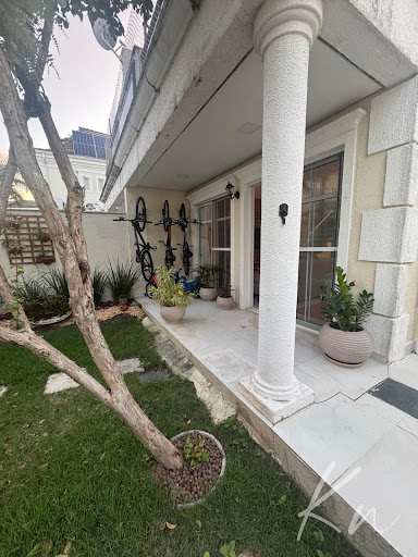 Imagens do imóveis Excelente casa triplex Jardins de Monet Recreio dos Bandeirantes